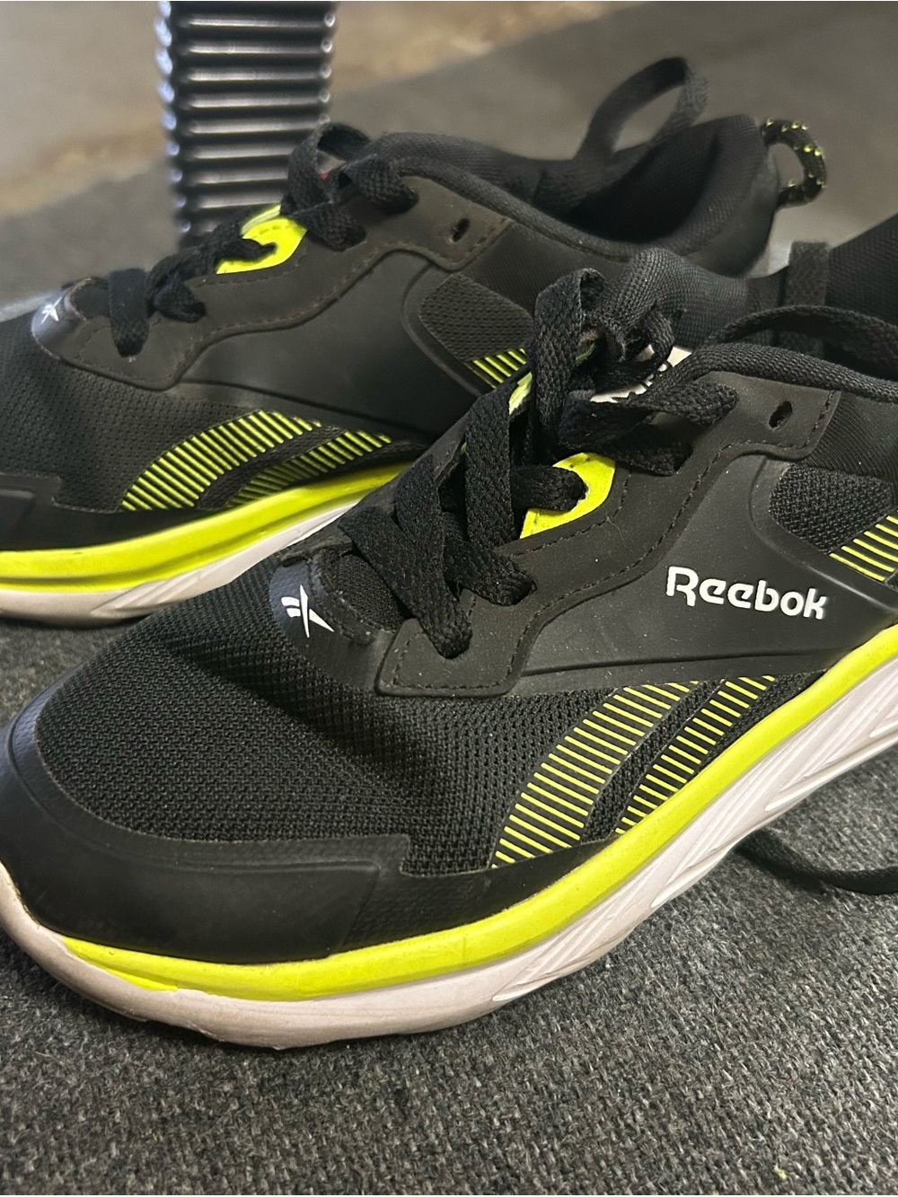 Reebok Running Shoes youth size 2 great condition